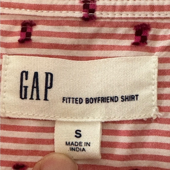 GAP Pink and White Striped Button Down Shirt - Picture 5 of 10